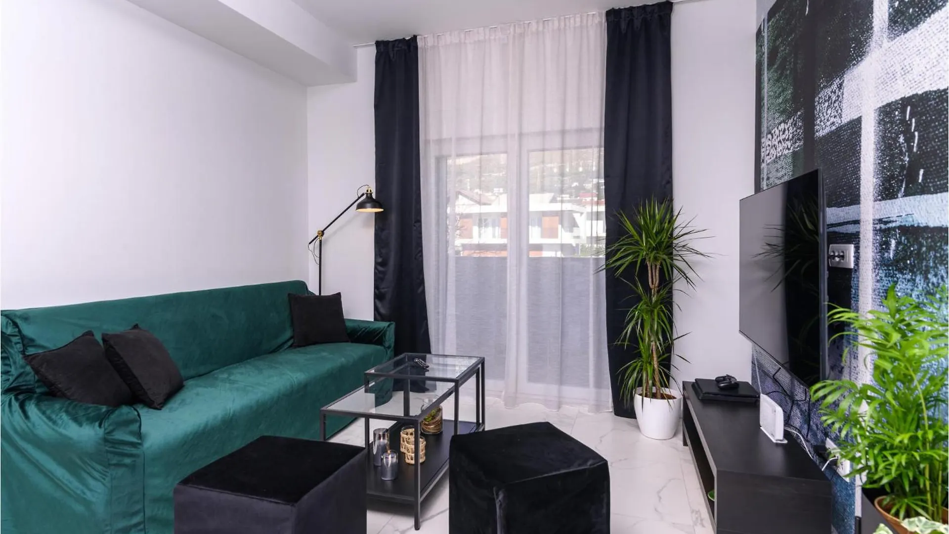 2 Bedroom Gorgeous Apartment In Kastel Gomilica Kastela