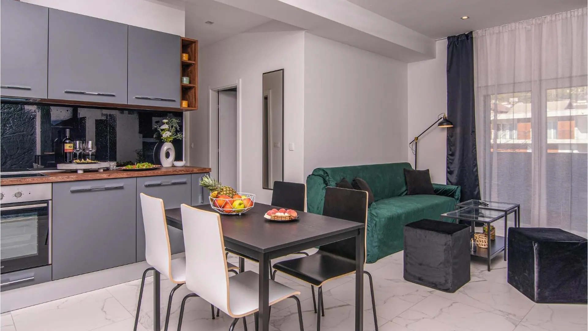 2 Bedroom Gorgeous Apartment In Kastel Gomilica Kastela 0*,  Croatia