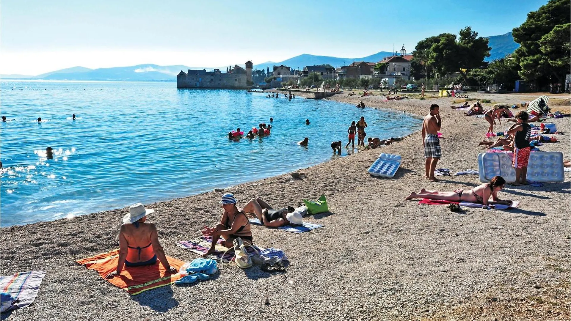 2 Bedroom Gorgeous Apartment In Kastel Gomilica Kastela